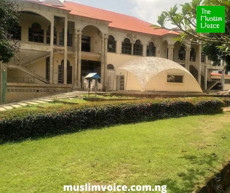 The Nigerian Mosque University of Ibadan Central Mosque The Muslim